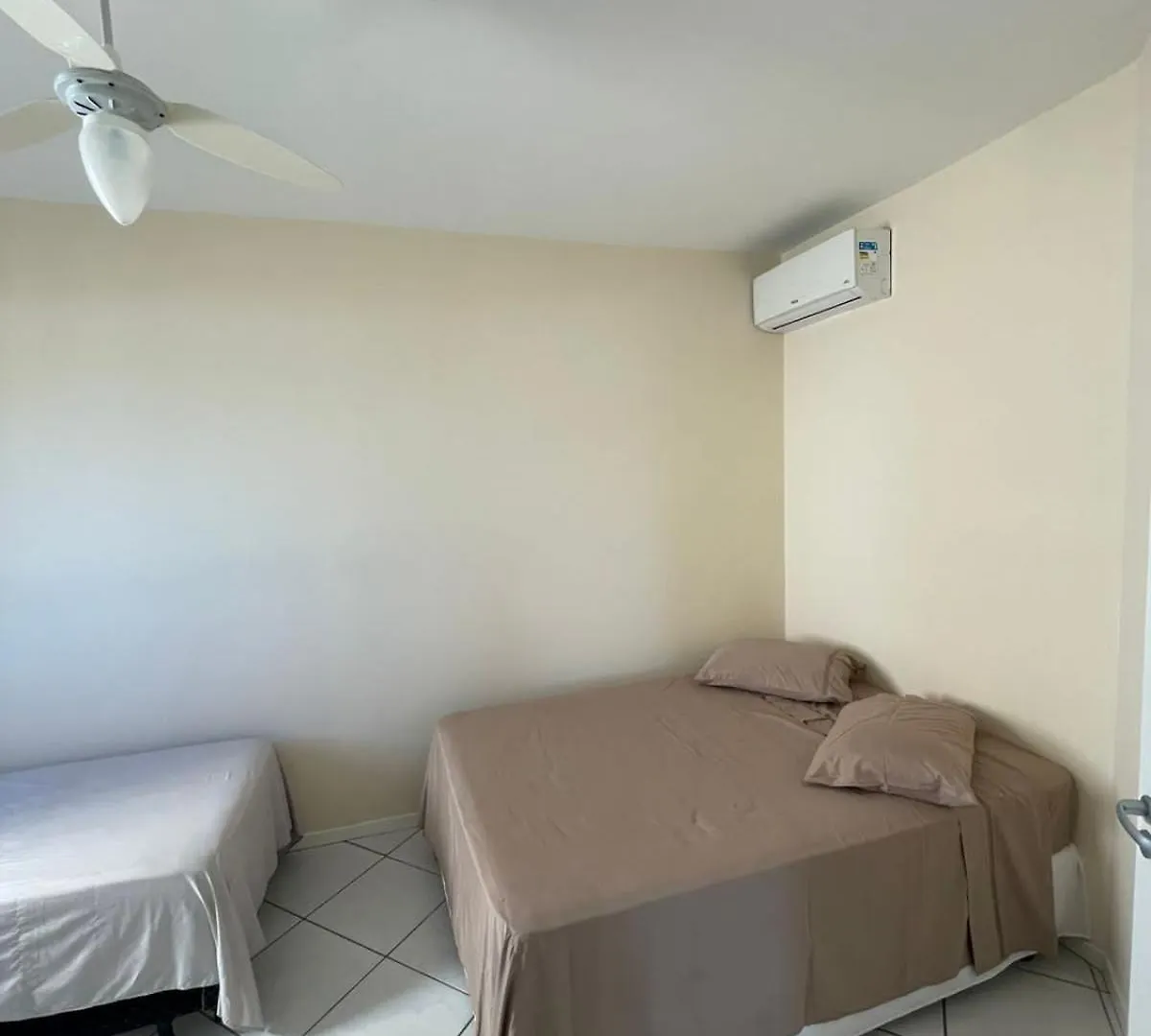 Apartamentos Com Vista Mar Na Praia Dos Ingleses Florianópolis