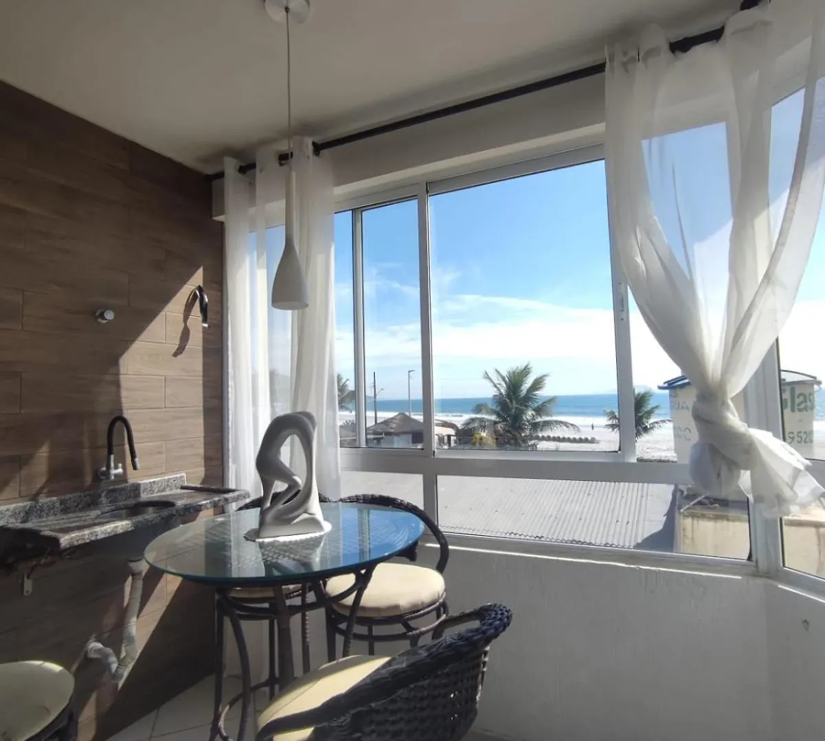 Apartamentos Com Vista Mar Na Praia Dos Ingleses Florianópolis