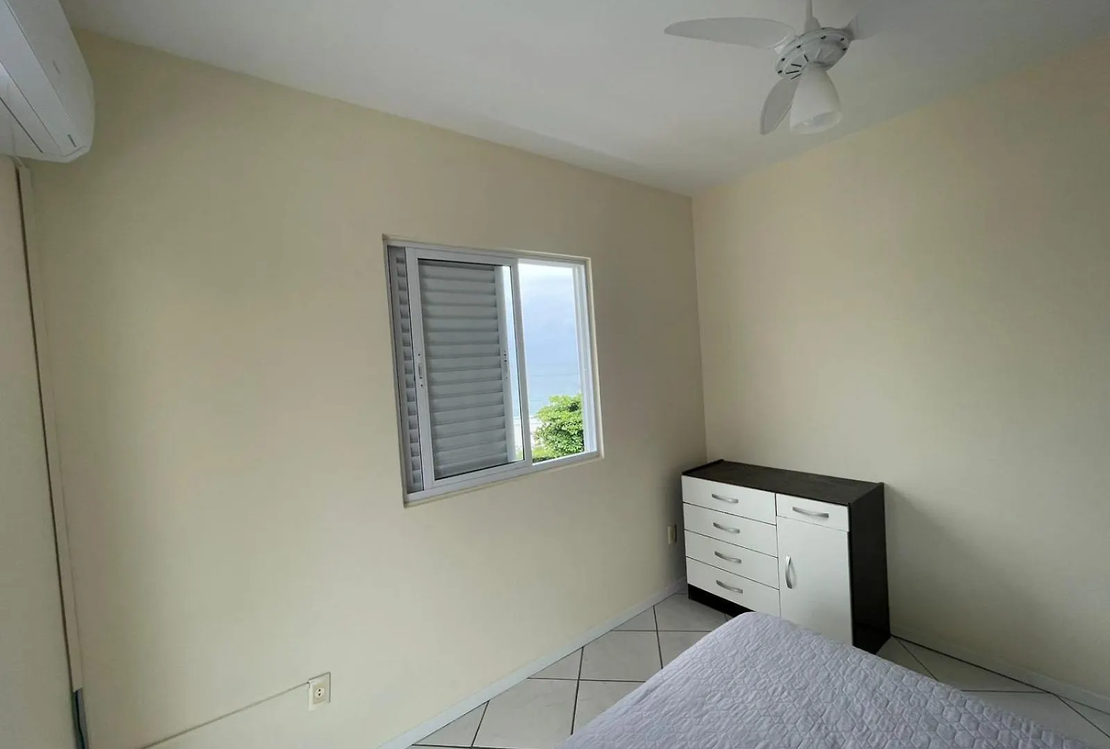 Apartamentos Com Vista Mar Na Praia Dos Ingleses Florianópolis